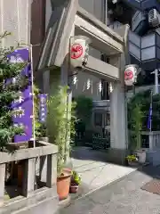 烏森神社の鳥居