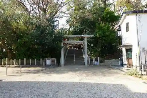 白鳥神社の鳥居