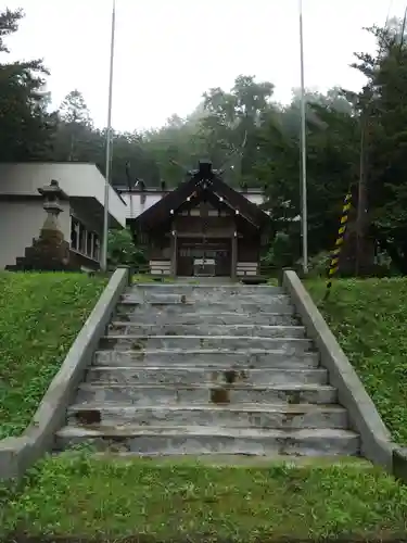 忠類神社の本殿・本堂