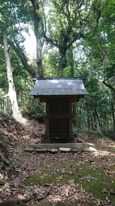 側高神社の末社・摂社