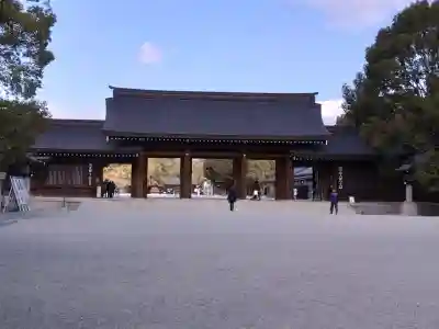 橿原神宮の{uncategorized: "未分類", other: "その他", undefined: "問題あり", building: "その他建物", grave: "お墓", sacred_gate: "鳥居", guardian: "狛犬", statue: "像", buddha: "仏像", history: "歴史", nature: "自然", garden: "庭園", animal: "動物", pagoda: "塔", temizu: "手水舎", mountain_gate: "山門・神門", sanctuary: "本殿・本堂", subordinate: "末社・摂社", art: "芸術", scenery: "景色", jizo: "地蔵", ema: "絵馬", goshuin: "御朱印", omikuji: "おみくじ", items: "授与品その他", amulet: "お守り", goshuincho: "御朱印帳", eats: "食事", festival: "お祭り", votive_dance: "神楽", shichigosan: "七五三参", wedding: "結婚式", experience: "体験その他", initially: "初詣", around: "周辺", anti_infection: "感染症対策"}