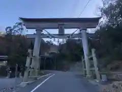 八大龍王水神の鳥居