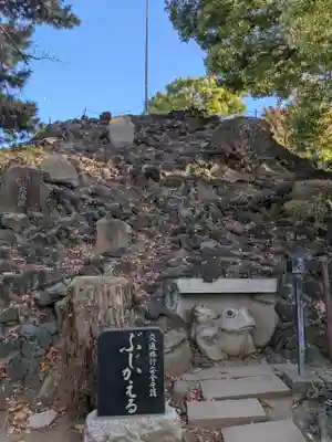 品川神社の像