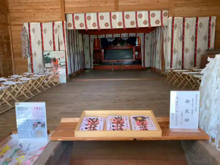野島神社の本殿・本堂