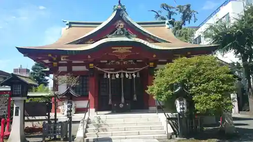 東神奈川熊野神社の本殿・本堂