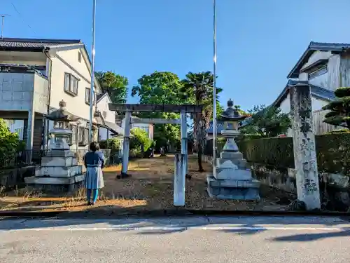 神明社（須ケ脇）の鳥居