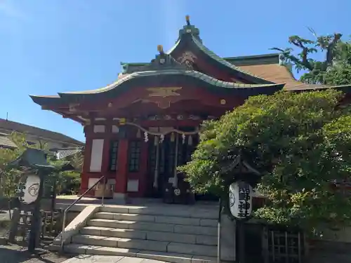東神奈川熊野神社の本殿・本堂