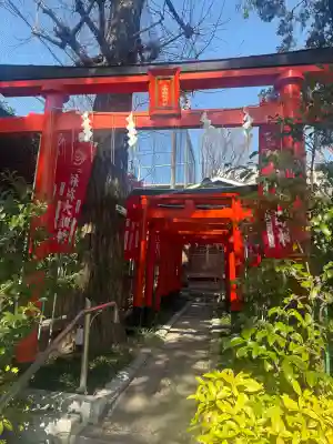 下神明天祖神社の{uncategorized: "未分類", other: "その他", undefined: "問題あり", building: "その他建物", grave: "お墓", sacred_gate: "鳥居", guardian: "狛犬", statue: "像", buddha: "仏像", history: "歴史", nature: "自然", garden: "庭園", animal: "動物", pagoda: "塔", temizu: "手水舎", mountain_gate: "山門・神門", sanctuary: "本殿・本堂", subordinate: "末社・摂社", art: "芸術", scenery: "景色", jizo: "地蔵", ema: "絵馬", goshuin: "御朱印", omikuji: "おみくじ", items: "授与品その他", amulet: "お守り", goshuincho: "御朱印帳", eats: "食事", festival: "お祭り", votive_dance: "神楽", shichigosan: "七五三参", wedding: "結婚式", experience: "体験その他", initially: "初詣", around: "周辺", anti_infection: "感染症対策"}