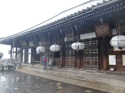 東大寺二月堂の本殿