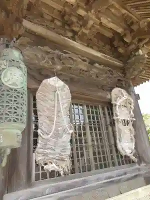 芝山仁王尊 観音教寺の山門・神門