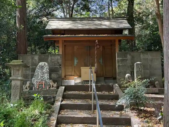 松阪神社の{uncategorized: "未分類", other: "その他", undefined: "問題あり", building: "その他建物", grave: "お墓", sacred_gate: "鳥居", guardian: "狛犬", statue: "像", buddha: "仏像", history: "歴史", nature: "自然", garden: "庭園", animal: "動物", pagoda: "塔", temizu: "手水舎", mountain_gate: "山門・神門", sanctuary: "本殿・本堂", subordinate: "末社・摂社", art: "芸術", scenery: "景色", jizo: "地蔵", ema: "絵馬", goshuin: "御朱印", omikuji: "おみくじ", items: "授与品その他", amulet: "お守り", goshuincho: "御朱印帳", eats: "食事", festival: "お祭り", votive_dance: "神楽", shichigosan: "七五三参", wedding: "結婚式", experience: "体験その他", initially: "初詣", around: "周辺", anti_infection: "感染症対策"}