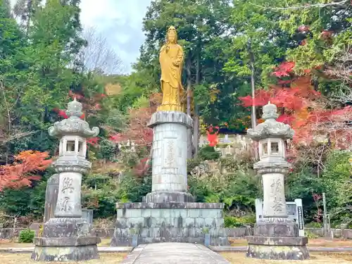 瓦屋寺の仏像