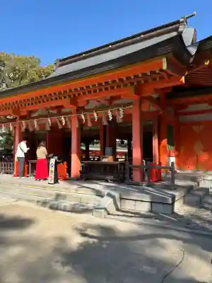 住吉神社の{uncategorized: "未分類", other: "その他", undefined: "問題あり", building: "その他建物", grave: "お墓", sacred_gate: "鳥居", guardian: "狛犬", statue: "像", buddha: "仏像", history: "歴史", nature: "自然", garden: "庭園", animal: "動物", pagoda: "塔", temizu: "手水舎", mountain_gate: "山門・神門", sanctuary: "本殿・本堂", subordinate: "末社・摂社", art: "芸術", scenery: "景色", jizo: "地蔵", ema: "絵馬", goshuin: "御朱印", omikuji: "おみくじ", items: "授与品その他", amulet: "お守り", goshuincho: "御朱印帳", eats: "食事", festival: "お祭り", votive_dance: "神楽", shichigosan: "七五三参", wedding: "結婚式", experience: "体験その他", initially: "初詣", around: "周辺", anti_infection: "感染症対策"}