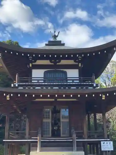 勧修寺の本殿・本堂
