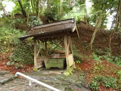 龍尾神社の手水舎