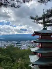 新倉富士浅間神社の建物その他