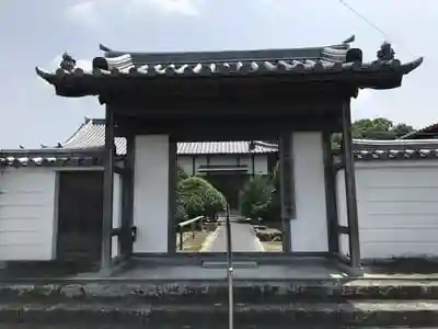 勝造寺の山門