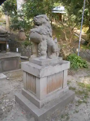 甘縄神明神社（甘縄神明宮）の狛犬