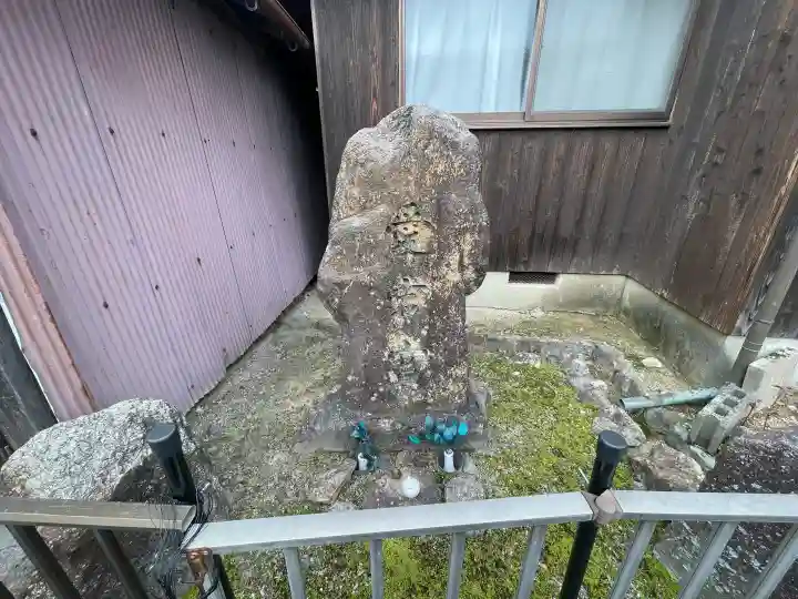 深川地蔵堂の{uncategorized: "未分類", other: "その他", undefined: "問題あり", building: "その他建物", grave: "お墓", sacred_gate: "鳥居", guardian: "狛犬", statue: "像", buddha: "仏像", history: "歴史", nature: "自然", garden: "庭園", animal: "動物", pagoda: "塔", temizu: "手水舎", mountain_gate: "山門・神門", sanctuary: "本殿・本堂", subordinate: "末社・摂社", art: "芸術", scenery: "景色", jizo: "地蔵", ema: "絵馬", goshuin: "御朱印", omikuji: "おみくじ", items: "授与品その他", amulet: "お守り", goshuincho: "御朱印帳", eats: "食事", festival: "お祭り", votive_dance: "神楽", shichigosan: "七五三参", wedding: "結婚式", experience: "体験その他", initially: "初詣", around: "周辺", anti_infection: "感染症対策"}