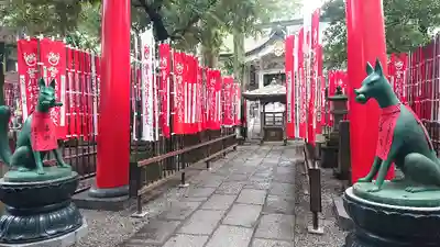 豊川稲荷東京別院の狛犬