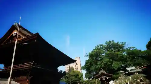 尾張大國霊神社（国府宮）の山門