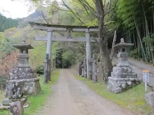 二上神社の鳥居