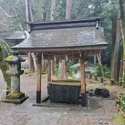 八幡神社(武芸八幡宮)の手水舎