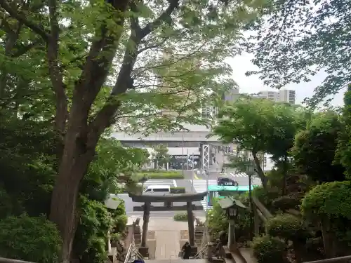 品川神社の{uncategorized: "未分類", other: "その他", undefined: "問題あり", building: "その他建物", grave: "お墓", sacred_gate: "鳥居", guardian: "狛犬", statue: "像", buddha: "仏像", history: "歴史", nature: "自然", garden: "庭園", animal: "動物", pagoda: "塔", temizu: "手水舎", mountain_gate: "山門・神門", sanctuary: "本殿・本堂", subordinate: "末社・摂社", art: "芸術", scenery: "景色", jizo: "地蔵", ema: "絵馬", goshuin: "御朱印", omikuji: "おみくじ", items: "授与品その他", amulet: "お守り", goshuincho: "御朱印帳", eats: "食事", festival: "お祭り", votive_dance: "神楽", shichigosan: "七五三参", wedding: "結婚式", experience: "体験その他", initially: "初詣", around: "周辺", anti_infection: "感染症対策"}