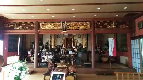 観音寺の本殿・本堂