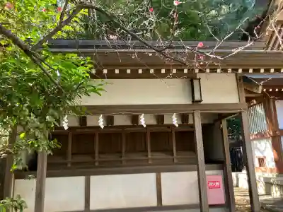 船橋神明神社の{uncategorized: "未分類", other: "その他", undefined: "問題あり", building: "その他建物", grave: "お墓", sacred_gate: "鳥居", guardian: "狛犬", statue: "像", buddha: "仏像", history: "歴史", nature: "自然", garden: "庭園", animal: "動物", pagoda: "塔", temizu: "手水舎", mountain_gate: "山門・神門", sanctuary: "本殿・本堂", subordinate: "末社・摂社", art: "芸術", scenery: "景色", jizo: "地蔵", ema: "絵馬", goshuin: "御朱印", omikuji: "おみくじ", items: "授与品その他", amulet: "お守り", goshuincho: "御朱印帳", eats: "食事", festival: "お祭り", votive_dance: "神楽", shichigosan: "七五三参", wedding: "結婚式", experience: "体験その他", initially: "初詣", around: "周辺", anti_infection: "感染症対策"}