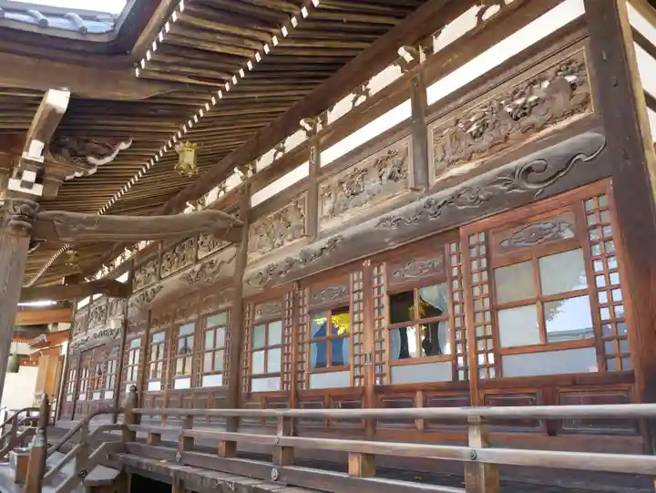 照光寺の本殿・本堂