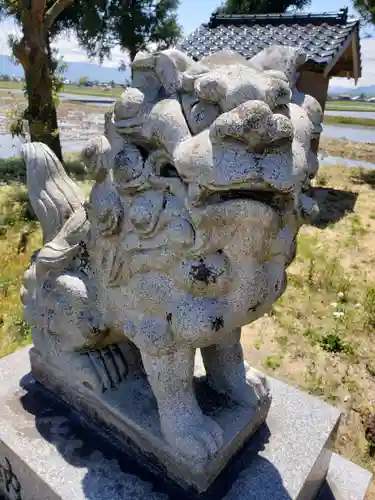 砂田神社の狛犬