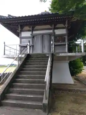 神明神社の{uncategorized: "未分類", other: "その他", undefined: "問題あり", building: "その他建物", grave: "お墓", sacred_gate: "鳥居", guardian: "狛犬", statue: "像", buddha: "仏像", history: "歴史", nature: "自然", garden: "庭園", animal: "動物", pagoda: "塔", temizu: "手水舎", mountain_gate: "山門・神門", sanctuary: "本殿・本堂", subordinate: "末社・摂社", art: "芸術", scenery: "景色", jizo: "地蔵", ema: "絵馬", goshuin: "御朱印", omikuji: "おみくじ", items: "授与品その他", amulet: "お守り", goshuincho: "御朱印帳", eats: "食事", festival: "お祭り", votive_dance: "神楽", shichigosan: "七五三参", wedding: "結婚式", experience: "体験その他", initially: "初詣", around: "周辺", anti_infection: "感染症対策"}