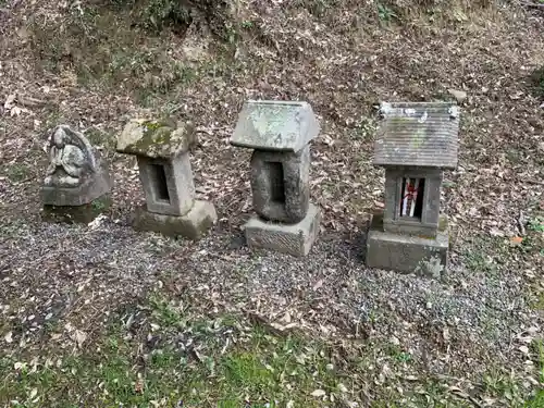 春日神社の末社