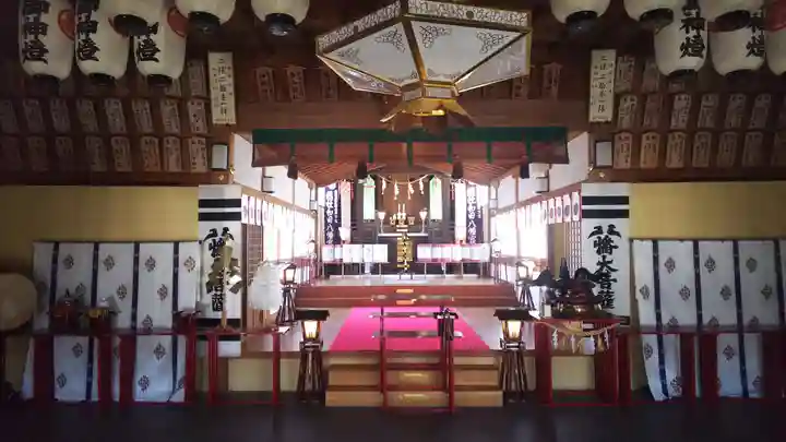 總社 和田八幡宮の本殿・本堂