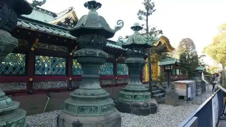 上野東照宮の{uncategorized: "未分類", other: "その他", undefined: "問題あり", building: "その他建物", grave: "お墓", sacred_gate: "鳥居", guardian: "狛犬", statue: "像", buddha: "仏像", history: "歴史", nature: "自然", garden: "庭園", animal: "動物", pagoda: "塔", temizu: "手水舎", mountain_gate: "山門・神門", sanctuary: "本殿・本堂", subordinate: "末社・摂社", art: "芸術", scenery: "景色", jizo: "地蔵", ema: "絵馬", goshuin: "御朱印", omikuji: "おみくじ", items: "授与品その他", amulet: "お守り", goshuincho: "御朱印帳", eats: "食事", festival: "お祭り", votive_dance: "神楽", shichigosan: "七五三参", wedding: "結婚式", experience: "体験その他", initially: "初詣", around: "周辺", anti_infection: "感染症対策"}