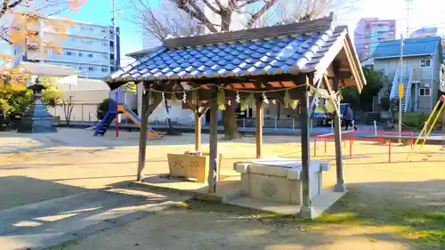神明宮（諸神神社）の手水舎