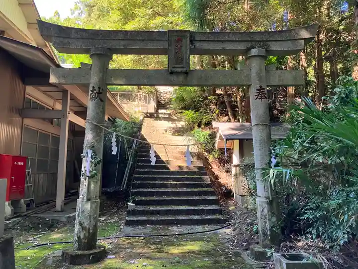 若一王子宮の鳥居