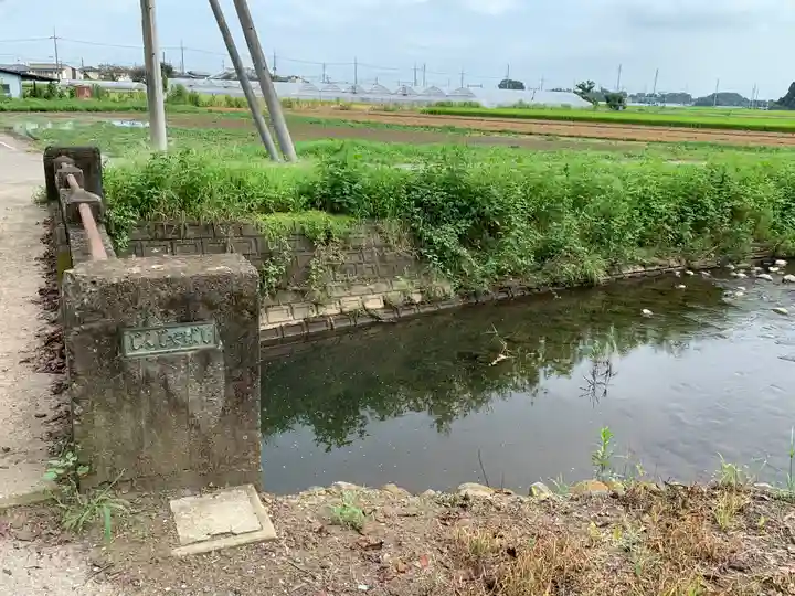 楡木神社の周辺