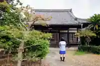 洞仙寺の本殿・本堂