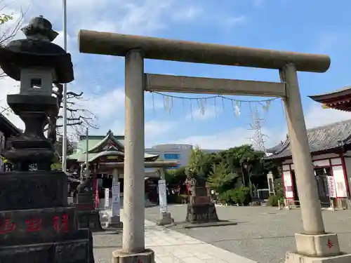 羽田神社の鳥居