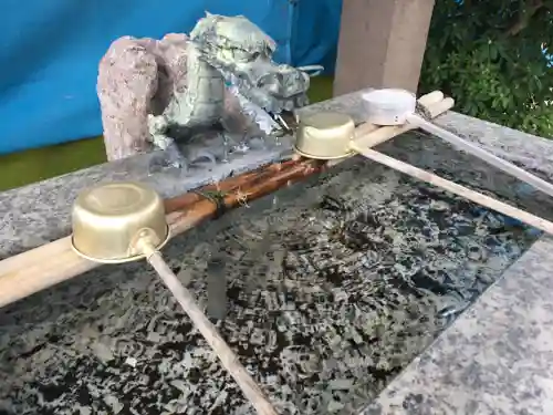 春日神社の手水舎