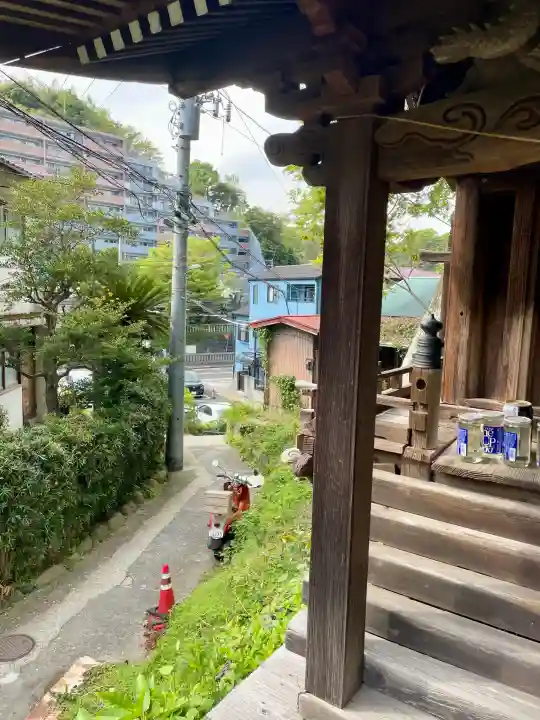 八幡宮の{uncategorized: "未分類", other: "その他", undefined: "問題あり", building: "その他建物", grave: "お墓", sacred_gate: "鳥居", guardian: "狛犬", statue: "像", buddha: "仏像", history: "歴史", nature: "自然", garden: "庭園", animal: "動物", pagoda: "塔", temizu: "手水舎", mountain_gate: "山門・神門", sanctuary: "本殿・本堂", subordinate: "末社・摂社", art: "芸術", scenery: "景色", jizo: "地蔵", ema: "絵馬", goshuin: "御朱印", omikuji: "おみくじ", items: "授与品その他", amulet: "お守り", goshuincho: "御朱印帳", eats: "食事", festival: "お祭り", votive_dance: "神楽", shichigosan: "七五三参", wedding: "結婚式", experience: "体験その他", initially: "初詣", around: "周辺", anti_infection: "感染症対策"}