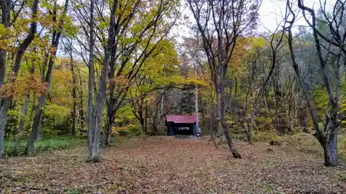 中宇莫別神社の本殿