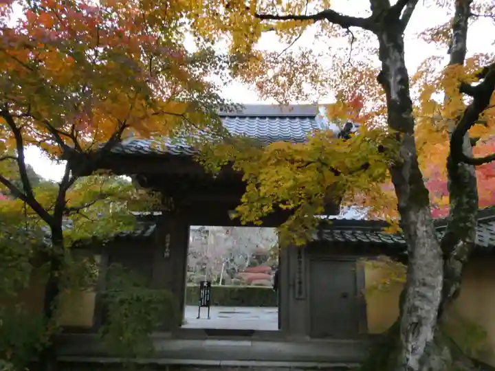 西明寺(滋賀県)