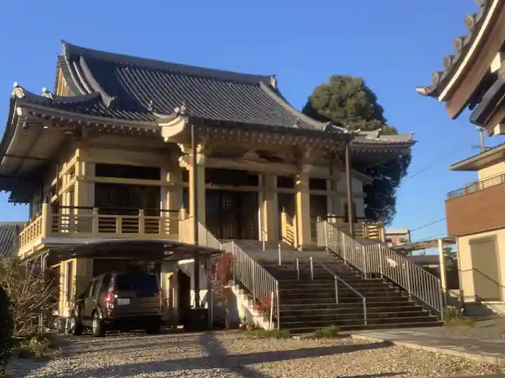 春養寺の本殿・本堂