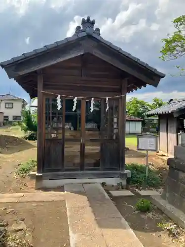 境香取神社の{uncategorized: "未分類", other: "その他", undefined: "問題あり", building: "その他建物", grave: "お墓", sacred_gate: "鳥居", guardian: "狛犬", statue: "像", buddha: "仏像", history: "歴史", nature: "自然", garden: "庭園", animal: "動物", pagoda: "塔", temizu: "手水舎", mountain_gate: "山門・神門", sanctuary: "本殿・本堂", subordinate: "末社・摂社", art: "芸術", scenery: "景色", jizo: "地蔵", ema: "絵馬", goshuin: "御朱印", omikuji: "おみくじ", items: "授与品その他", amulet: "お守り", goshuincho: "御朱印帳", eats: "食事", festival: "お祭り", votive_dance: "神楽", shichigosan: "七五三参", wedding: "結婚式", experience: "体験その他", initially: "初詣", around: "周辺", anti_infection: "感染症対策"}