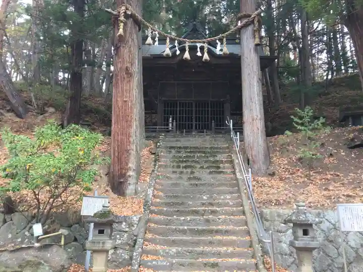 足長神社の本殿・本堂