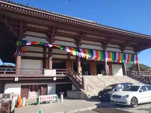 西新井大師総持寺の本殿・本堂