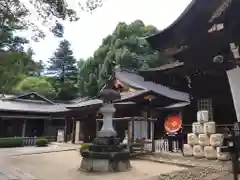 武田神社の本殿